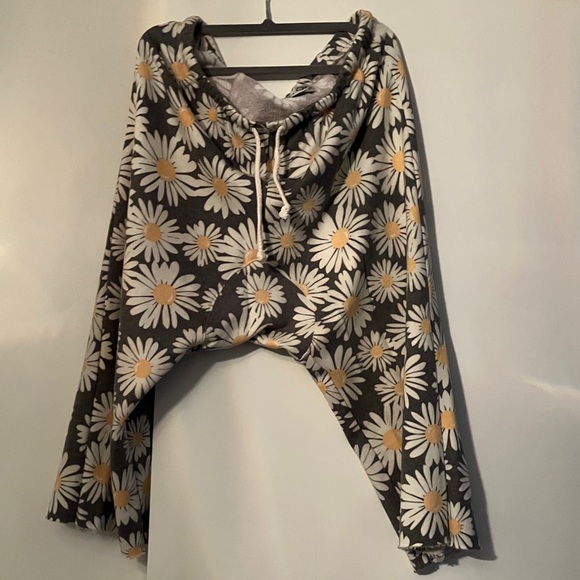 WILDFOX Drop Crotch Sweats - Picture 7 of 8